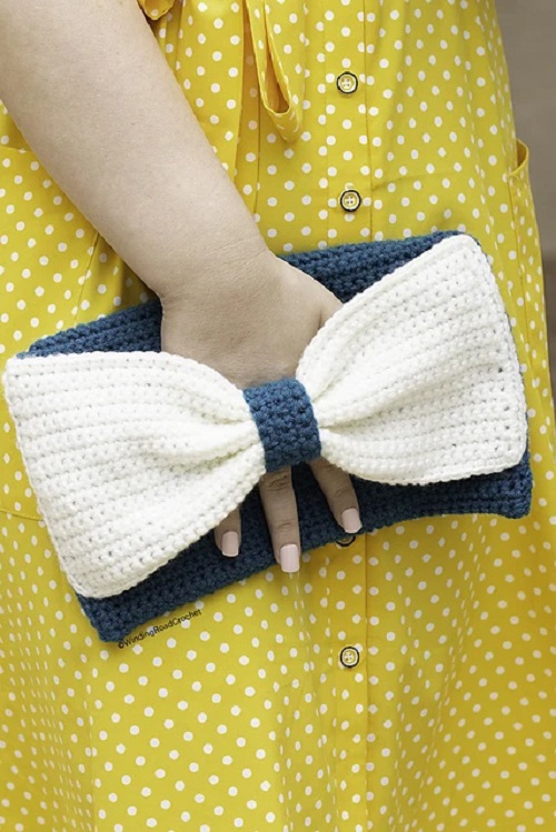 Easy and Cute Crochet Clutches Patterns 2