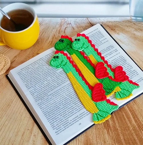 Easy and Cute Creative Bookmark Crochet Patterns 3