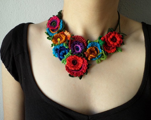 Crochet Floral Necklace Free Patterns 6