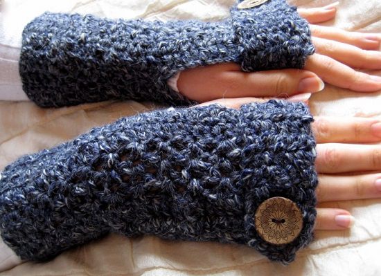 Free Fingerless Gloves Crochet Patterns that you can make right now