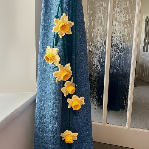 crochet daffodil curtain ties
