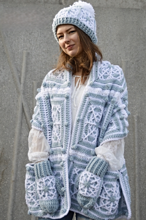 Snowflake Pocket Shawl