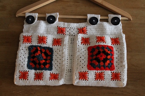 Easy and Cute Crochet Wall Hanging Organizer Pattern 2