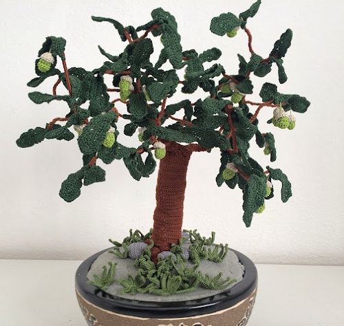 DIY Crochet Oak Bonsai