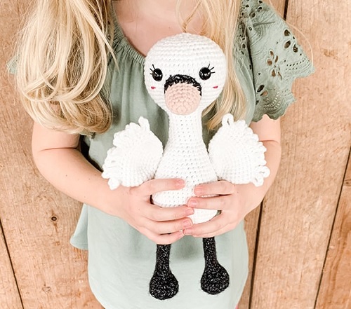 Free Crochet Swan Pattern