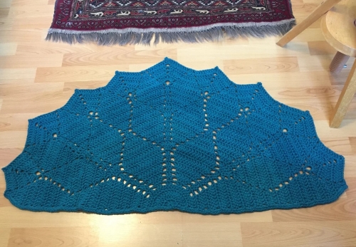 Crochet Paved Diamond Rug