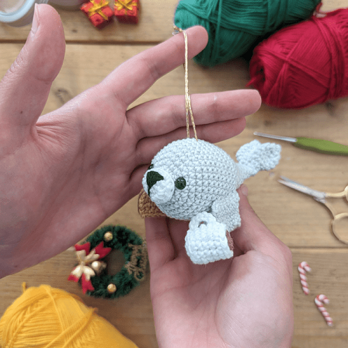 seal hanging pattern free