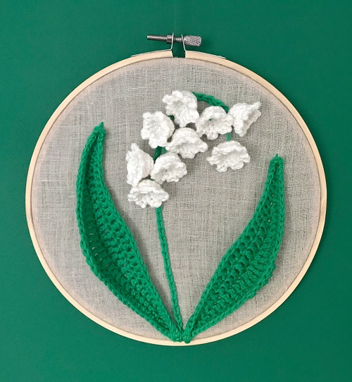 Crochet Flower Hoop Wall Hanging Free Patterns 1