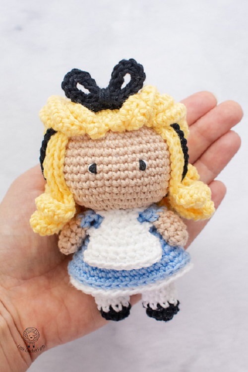 Alice in Wonderland Amigurumi Doll