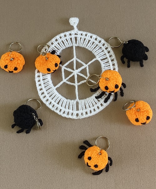 Halloween Dress up Spider and Pumpkin Keychains