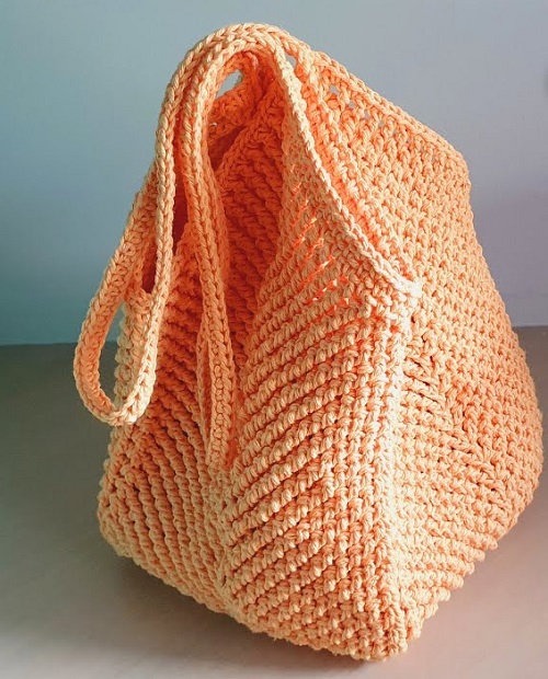 Beginner-Friendly Crochet Tulip Shoulder Bag