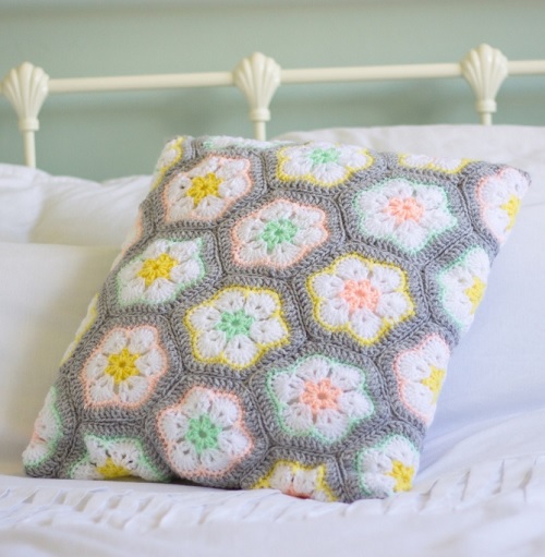 African flower cushion