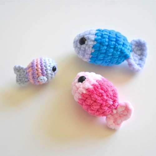 Mini Minnows Free Amigurumi Pattern