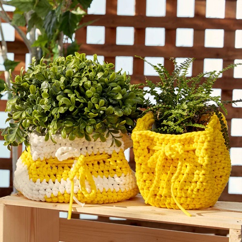 Easy and Cute Crochet Plant Pot Cover 2