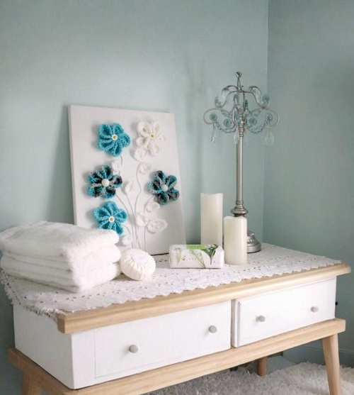 Easy Springtime Crochet Flower Wall Art