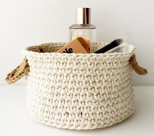 Crochet Basket Pattern for Beginners