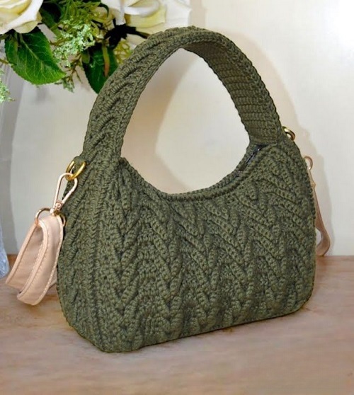 Crochet Miu Miu Inspired Bags Free Patterns 3