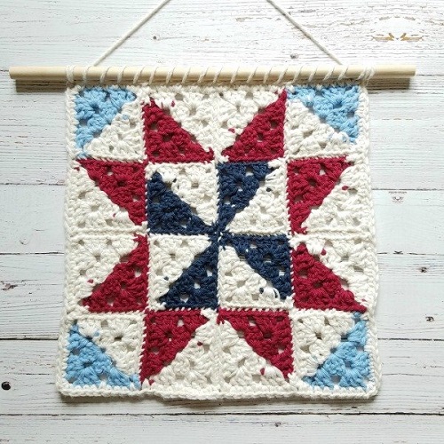 Easy and Cute Crochet Wall Hanging 2