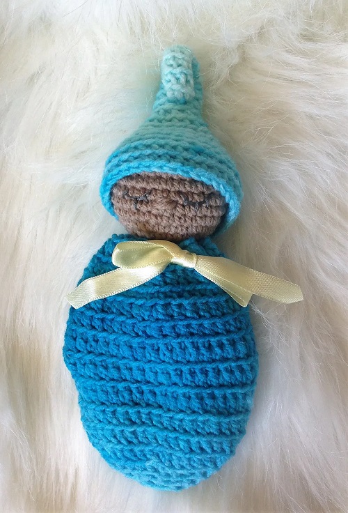 pocket size baby doll crochet pattern