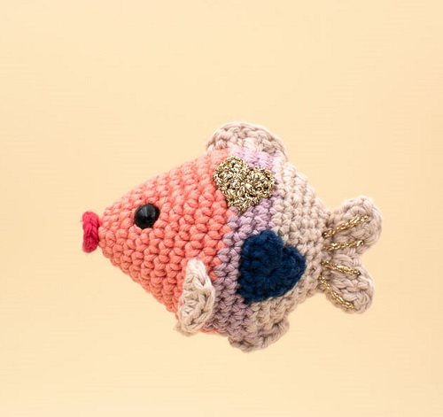 Kissing Fish Amigurumi Pattern