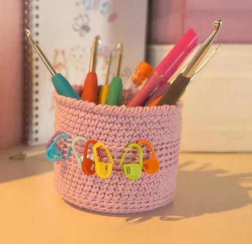 Stitch Marker Holder Free Crochet Patterns 1