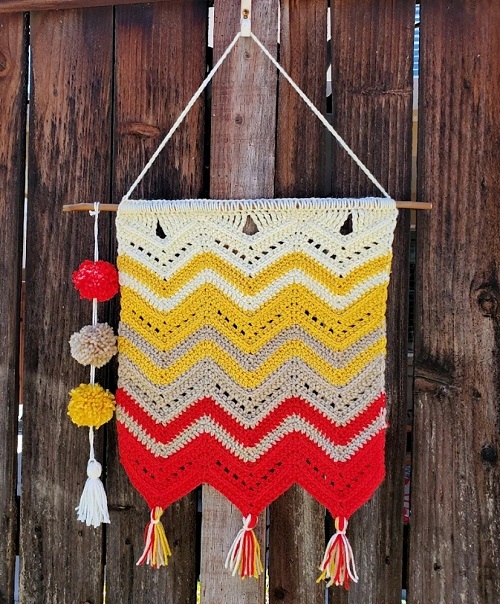 Free Colorful Chevrons Wall Hanging