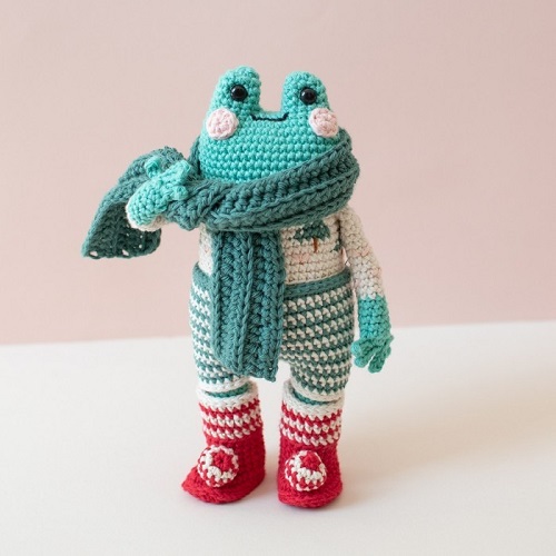 crochet Oliver Frog
