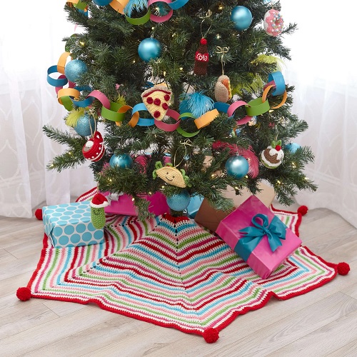 Crochet Pompom Trimmed Tree Skirt