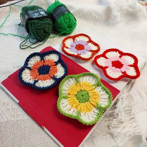 Quick & Easy Crochet Flower Coaster Tutorial