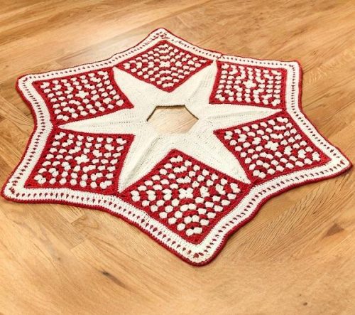 Crochet Christmas Tree Skirt