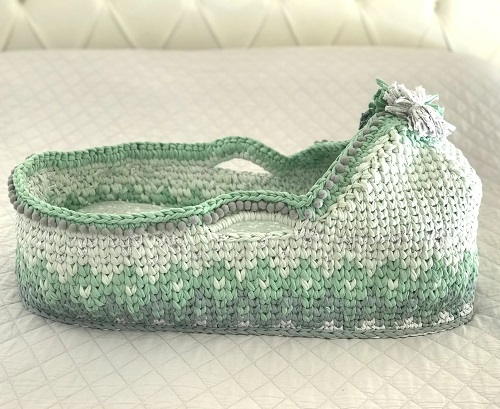 beautiful crochet cradle for babies