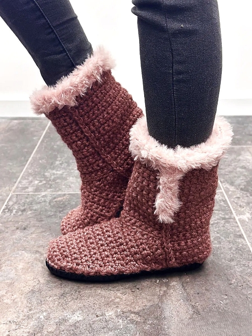 Free Winter Shoe Crochet Patterns 5