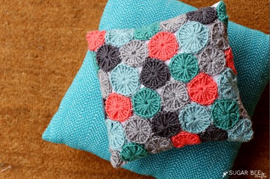 DIY Crochet Cushion 14