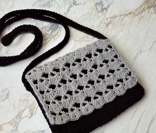 Piyumis Crossbody Bag Free Crochet Pattern