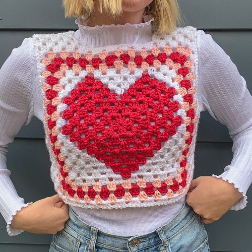 crochet-valentine-granny-square-vest