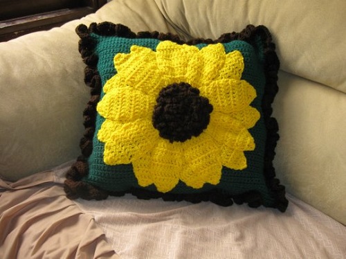 Large Sunflower Pillow Free Crochet Pattern