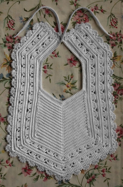 Crochet Baby Bibs Free Patterns 3