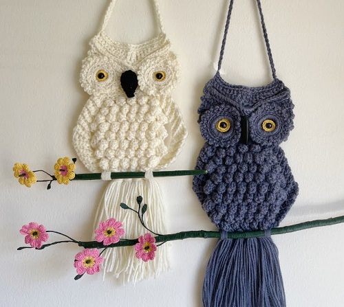 Crochet an Owl Wall Hanging
