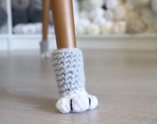 Crochet Cat Paw Chair Socks