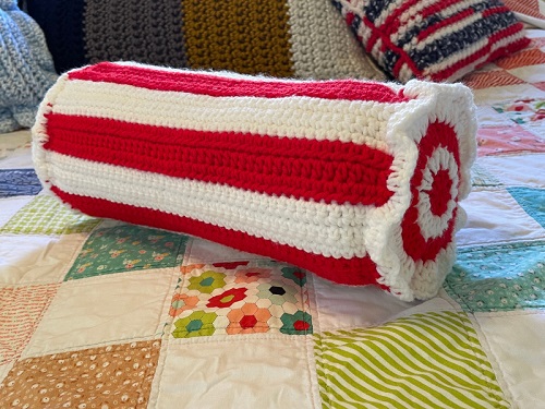 Crochet Candy Pillow Free Patterns 2