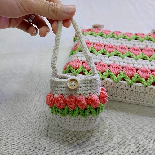 Crochet AirPod Holder Free Patterns 5