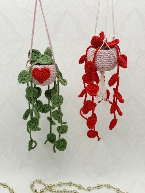 Heart on a string crochet pattern