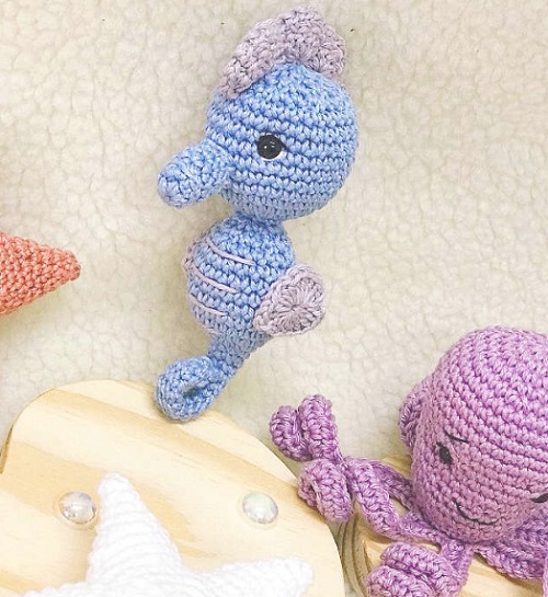 Cute Seahorse Amigurumi Free Crochet Patterns