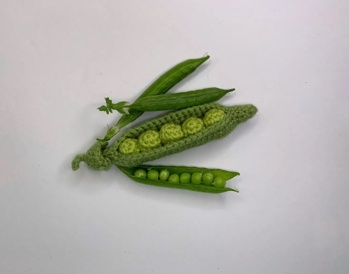DIY Crocheted Pea Pods