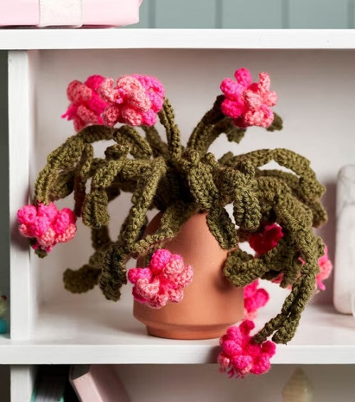 Christmas Cactus Free Crochet Patterns 1