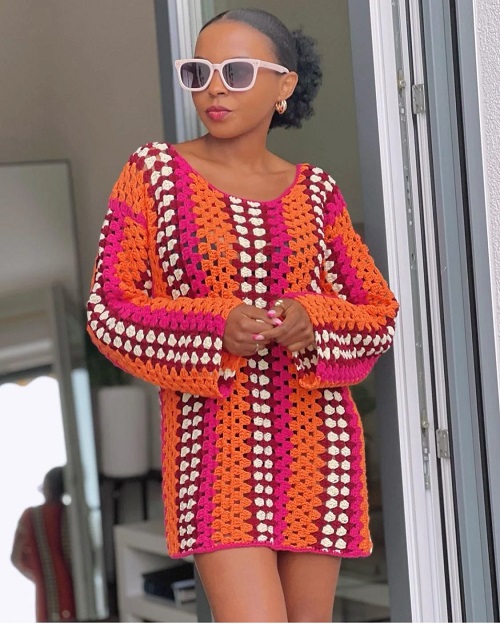 Flattering Taylor Swift Granny Stitch Outfit