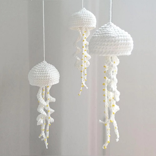 jjellyfish-hanging-crochet-pattern