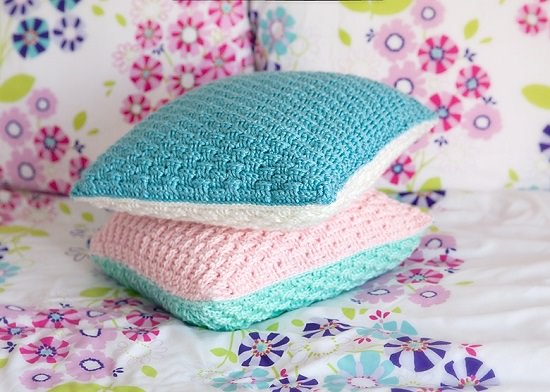 DIY Crochet Cushion